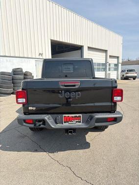 Black Clearcoat 2023 Jeep Gladiator Sport