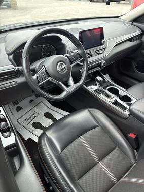 Deep Blue Pearl 2024 Nissan Altima 2.5 SR