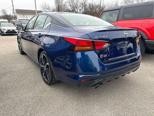 Deep Blue Pearl 2024 Nissan Altima 2.5 SR
