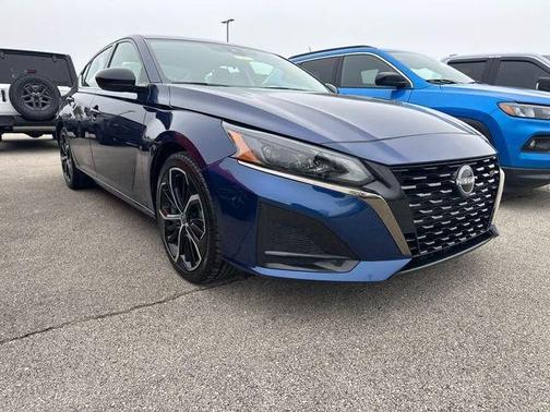 Deep Blue Pearl 2024 Nissan Altima 2.5 SR