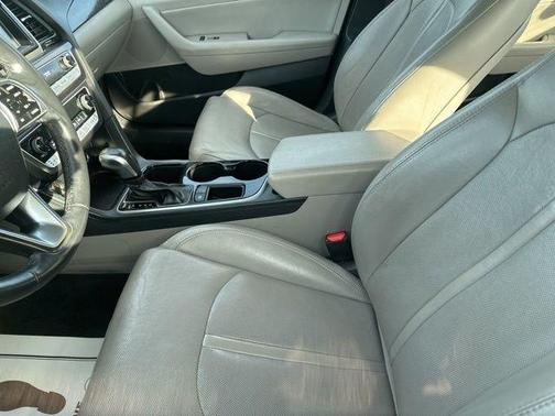 2018 Hyundai SONATA Limited