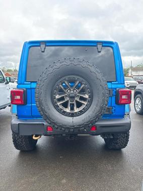 2025 Jeep Wrangler Rubicon 392