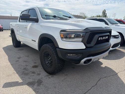 Bright White Clearcoat 2019 RAM 1500 Rebel