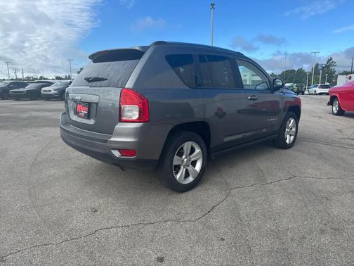 2012 Jeep Compass Sport