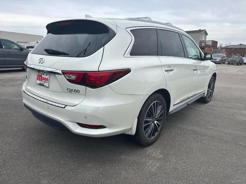 2017 INFINITI QX60 Base