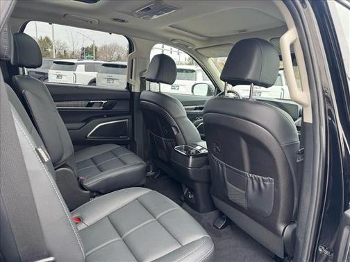 Ebony Black 2023 Kia Telluride SX