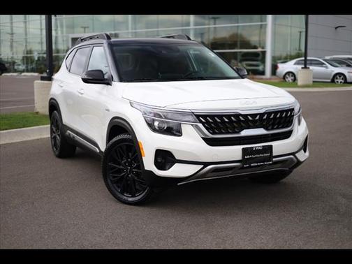 2023 Kia Seltos NIGHTFALL DCT AWD