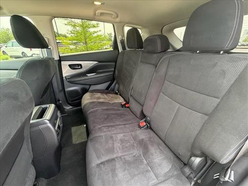 Gun Metallic 2016 Nissan Murano SV