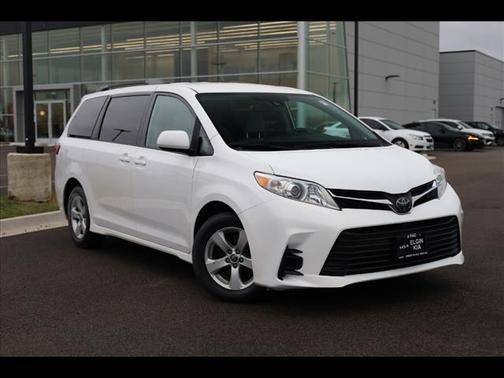 2020 Toyota Sienna LE