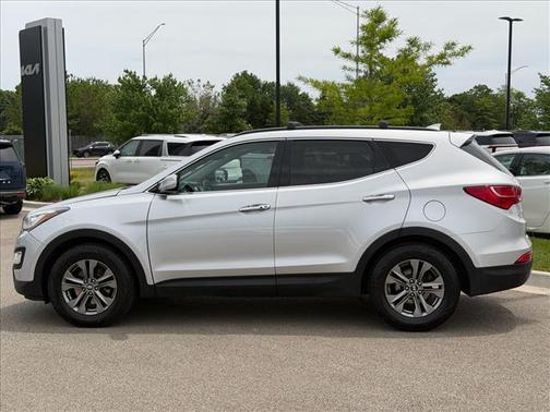 Moonstone Silver 2014 Hyundai Santa Fe Sport 2.4L