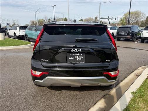 Aurora Black Pearl 2023 Kia Niro Touring