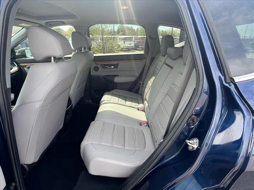 Obsidian Blue Pearl 2017 Honda CR-V Touring