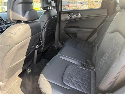 Jungle Green 2023 Kia Sportage X-Line