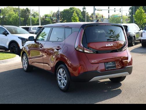 2023 Kia Soul LX IVT