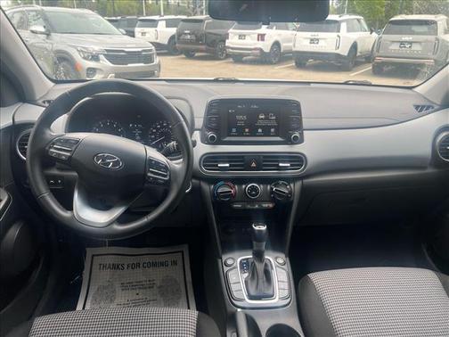 Chalk White 2021 Hyundai KONA SEL