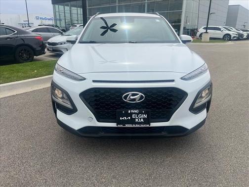 Chalk White 2021 Hyundai KONA SEL