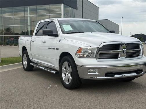 Bright White Clearcoat 2011 Dodge Ram 1500 SLT