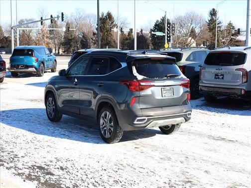 2023 Kia Seltos S