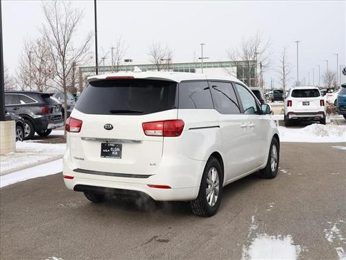 2017 Kia Sedona LX