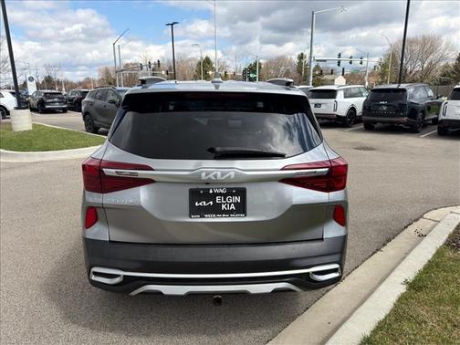 Steel Gray 2022 Kia Seltos EX