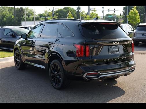2022 Kia Sorento SX