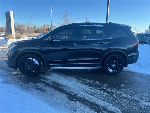 2020 Honda Pilot AWD Black Edition