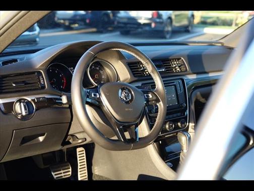2018 Volkswagen Passat 3.6L V6 GT