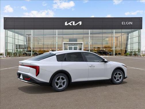 2025 Kia K4 LXS FWD