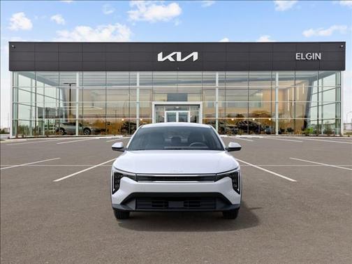 2025 Kia K4 LXS FWD