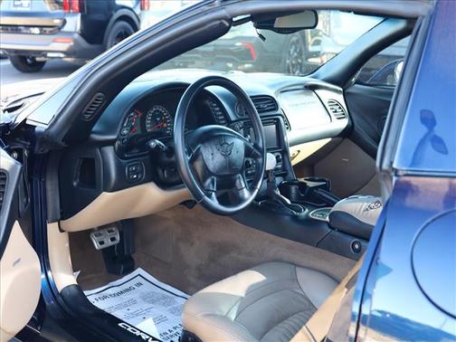 2001 Chevrolet Corvette Base