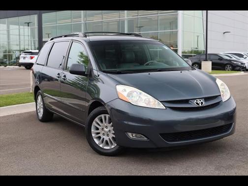 2009 Toyota Sienna XLE