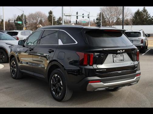 2024 Kia Sorento S