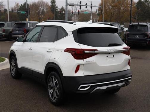 2023 Kia Seltos EX