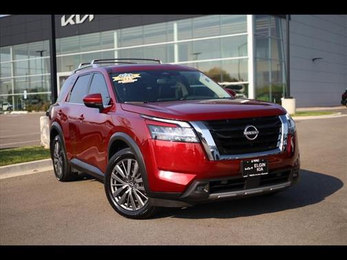 2022 Nissan Pathfinder SL 4WD
