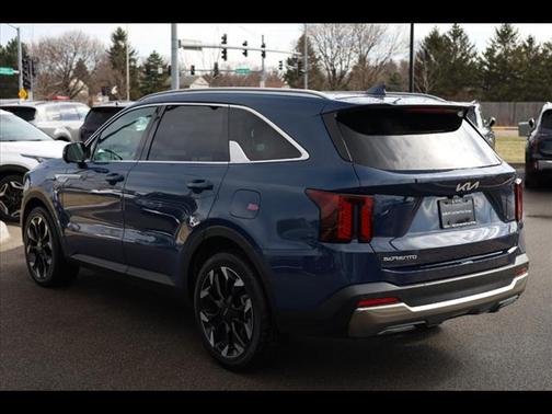 2025 Kia Sorento SX