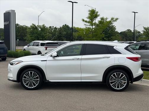 Radiant White 2023 INFINITI QX50 AUTOGRAPH AWD