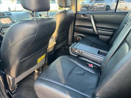 Black 2009 Toyota Highlander Sport