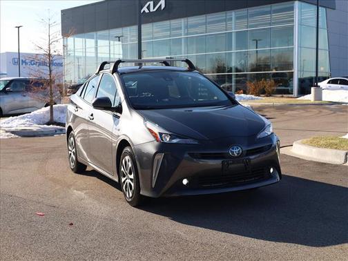2020 Toyota Prius LE
