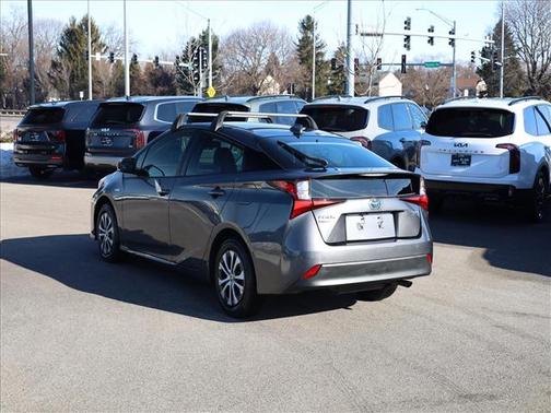 2020 Toyota Prius LE
