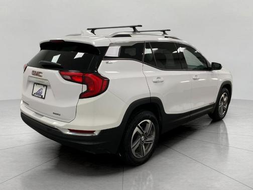 White 2019 GMC Terrain SLT