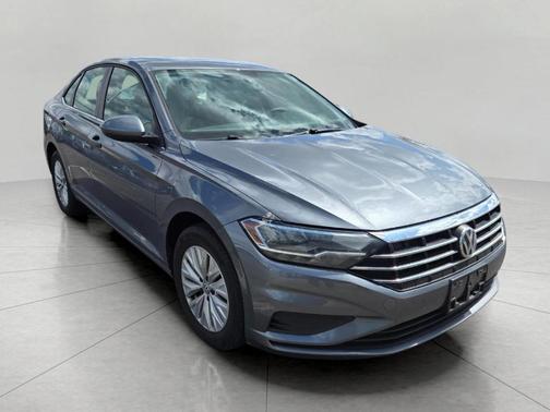 Platinum Gray Metallic 2019 Volkswagen Jetta 1.4T S
