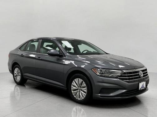 Platinum Gray Metallic 2019 Volkswagen Jetta 1.4T S