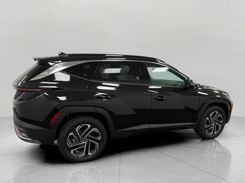 Ash Black 2026 Hyundai TUCSON Hybrid Limited