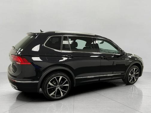 2023 Volkswagen Tiguan 2.0T SEL R-Line