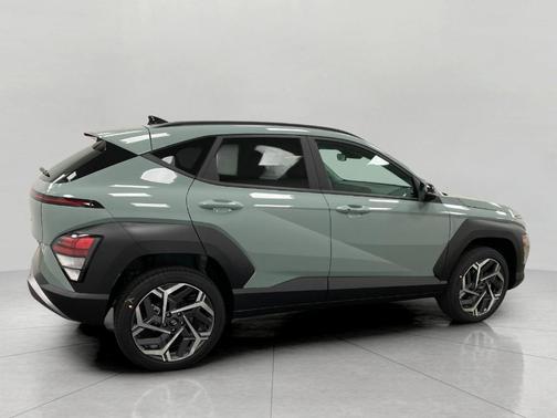 Mirage 2026 Hyundai KONA SEL Premium