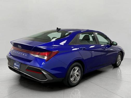 Intense Blue 2024 Hyundai ELANTRA SE