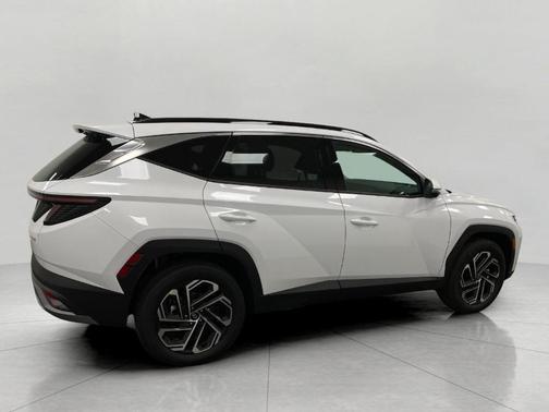 Pearl 2026 Hyundai TUCSON Hybrid Limited