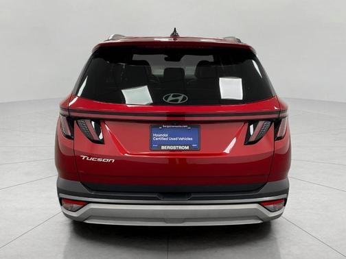 Red 2025 Hyundai TUCSON SEL Convenience