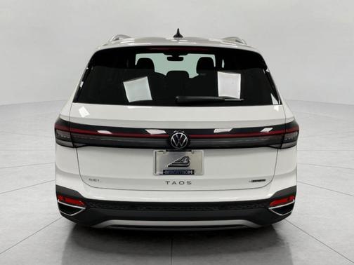 2025 Volkswagen Taos 1.5T SEL