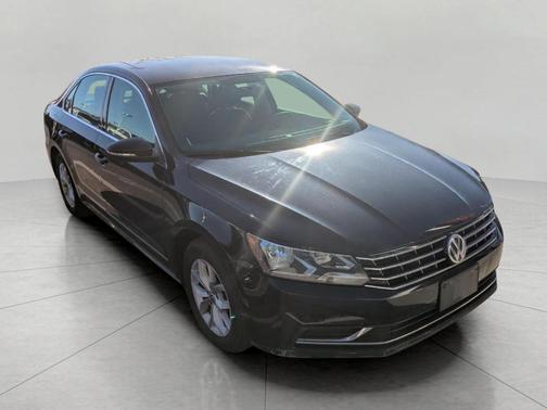 2016 Volkswagen Passat 1.8T S